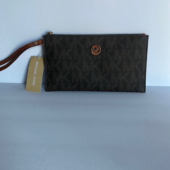 NWT Michael Kors Large Zip Clutch - Picture 3 of 10